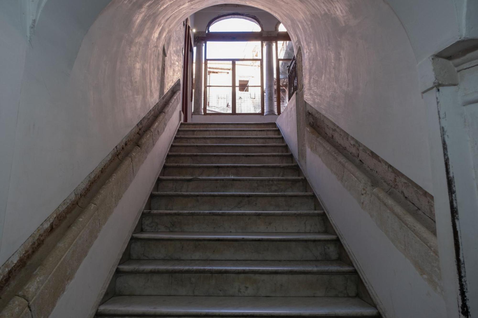 Sopra i tetti di Ballarò Palermo Esterno foto